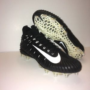 *NEW* Nike Alpha Menace Elite Football cleats.